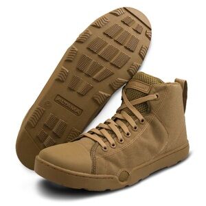 Men's Tan Tactical Boots never worn